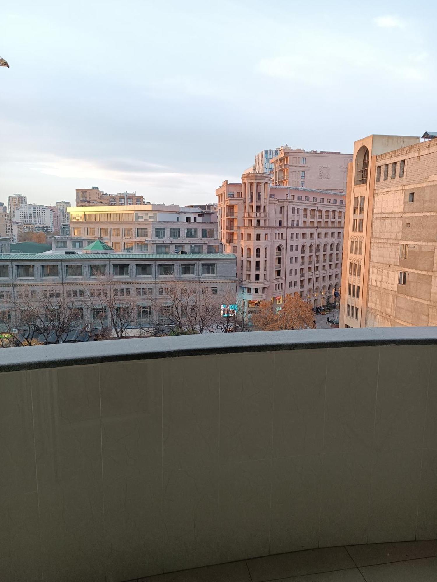 Rent Inn Yerevan On Sakharov Square Exterior foto