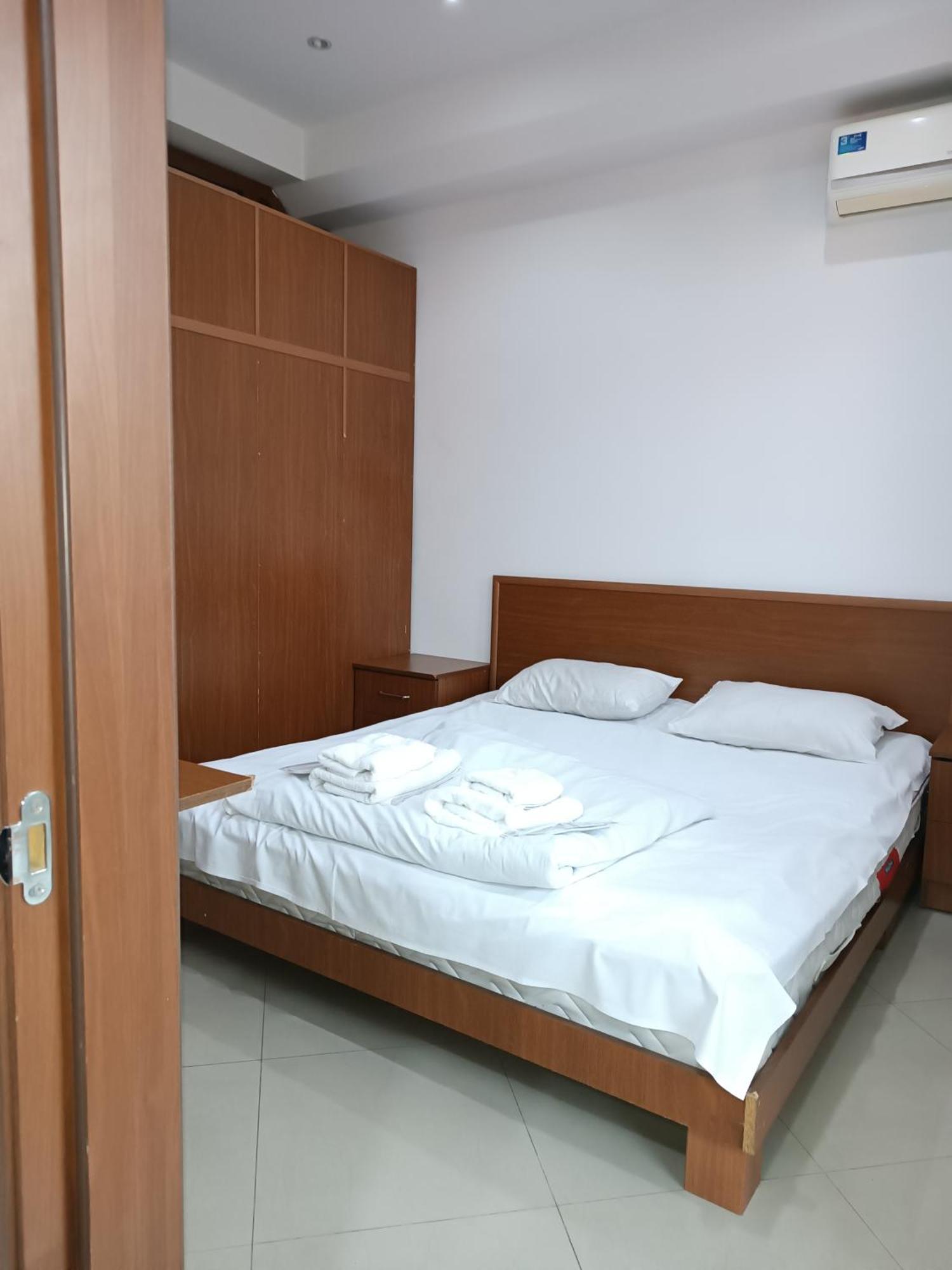 Rent Inn Yerevan On Sakharov Square Exterior foto